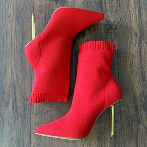 Sock boot with gold heel